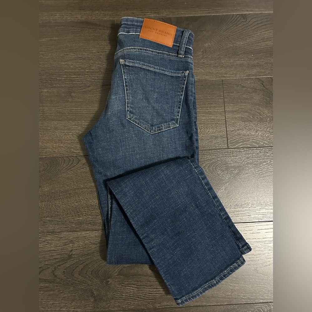 Lucky Brand Women's Dark Indigo Straight Leg Jeans